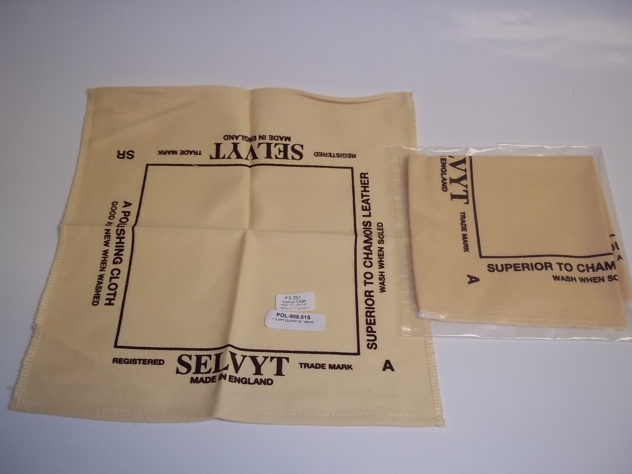 PS251/12 Selvyt Cloth 10" x 10" "A" "SR" Dozen pkg- England